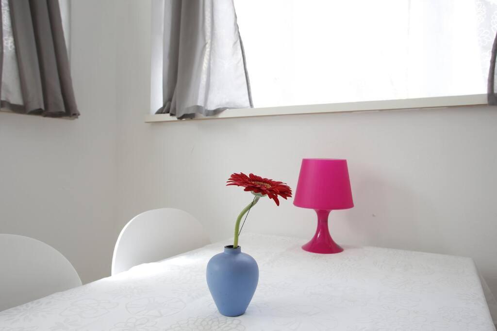 Sunny Apartment At Rostock - Pink 外观 照片