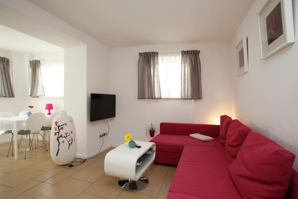 Sunny Apartment At Rostock - Pink 外观 照片