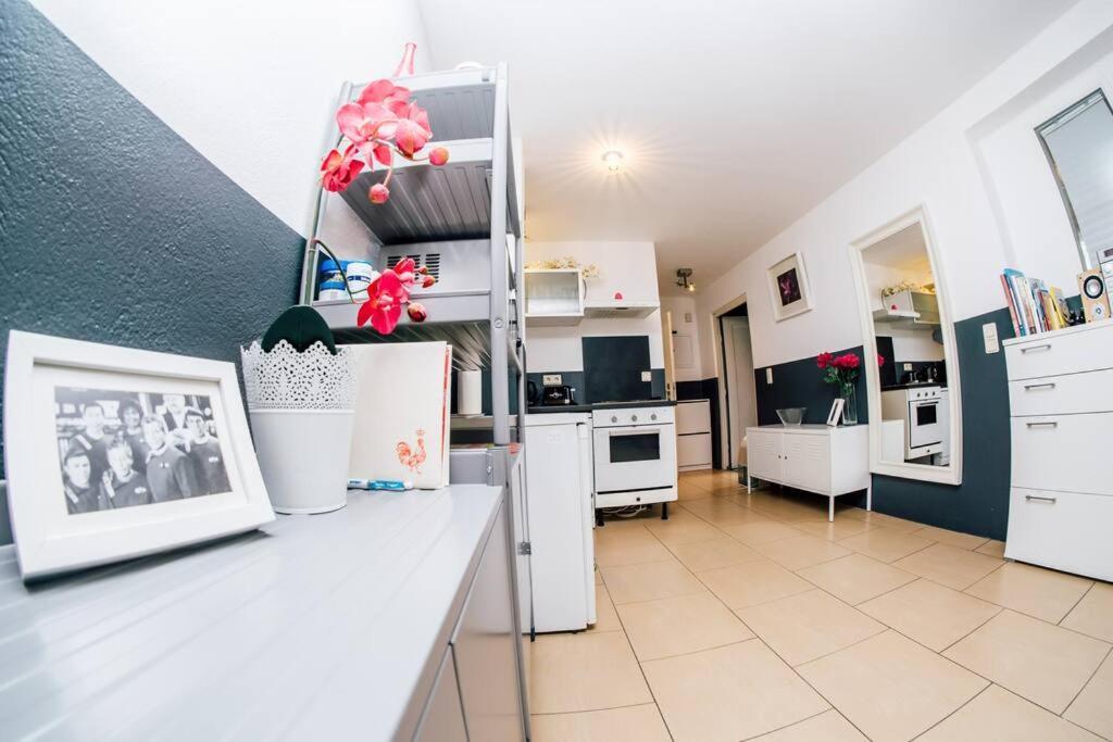 Sunny Apartment At Rostock - Pink 外观 照片