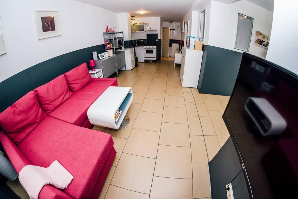Sunny Apartment At Rostock - Pink 外观 照片